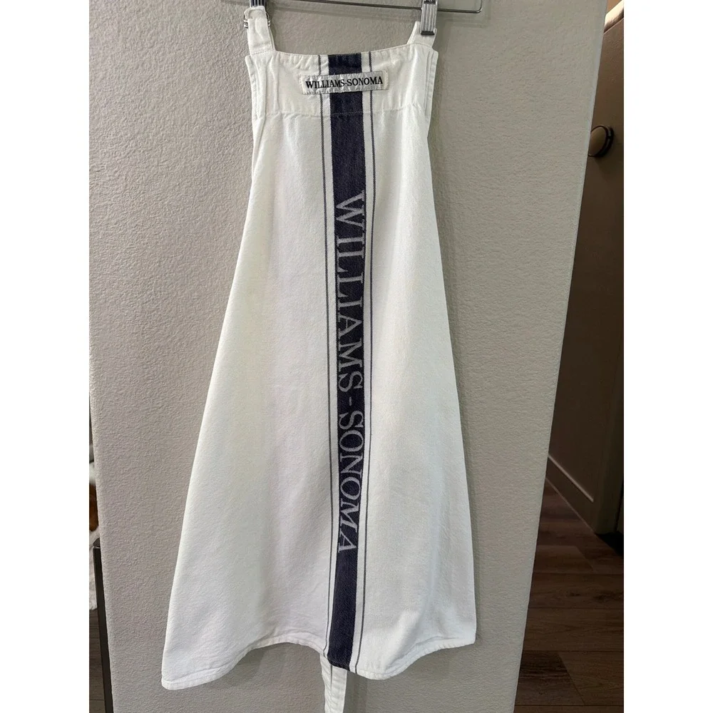 Williams Sonoma Logo Cotton Twill Apron White Navy Blue Stripe Adjustable